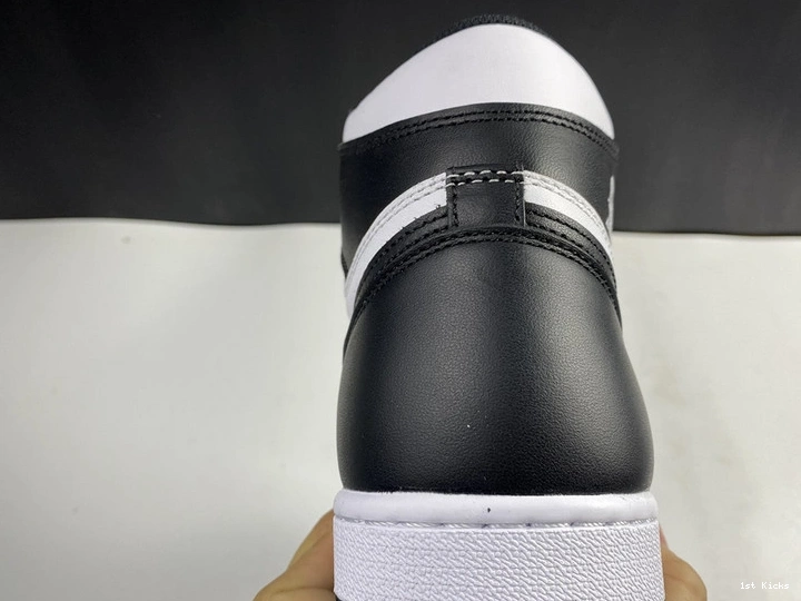 1 White Retro (2014) Black 555088-010 Jordan  1108
